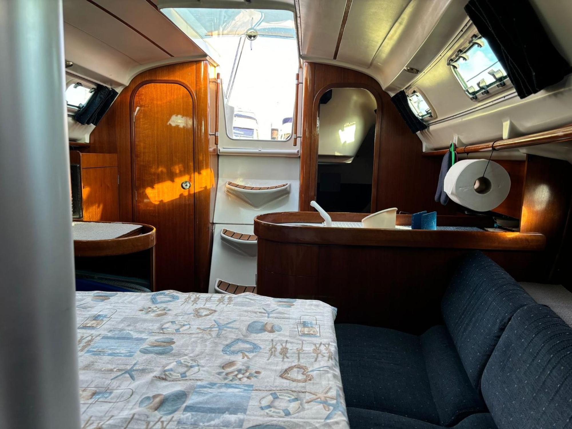 Barco A Vela Em Peniche - West Sailing Hotel Eksteriør billede